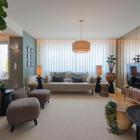 Emporium Deluxe 3Br Apartment W/ Private Parking By Lovelystay Porto Zewnętrze zdjęcie