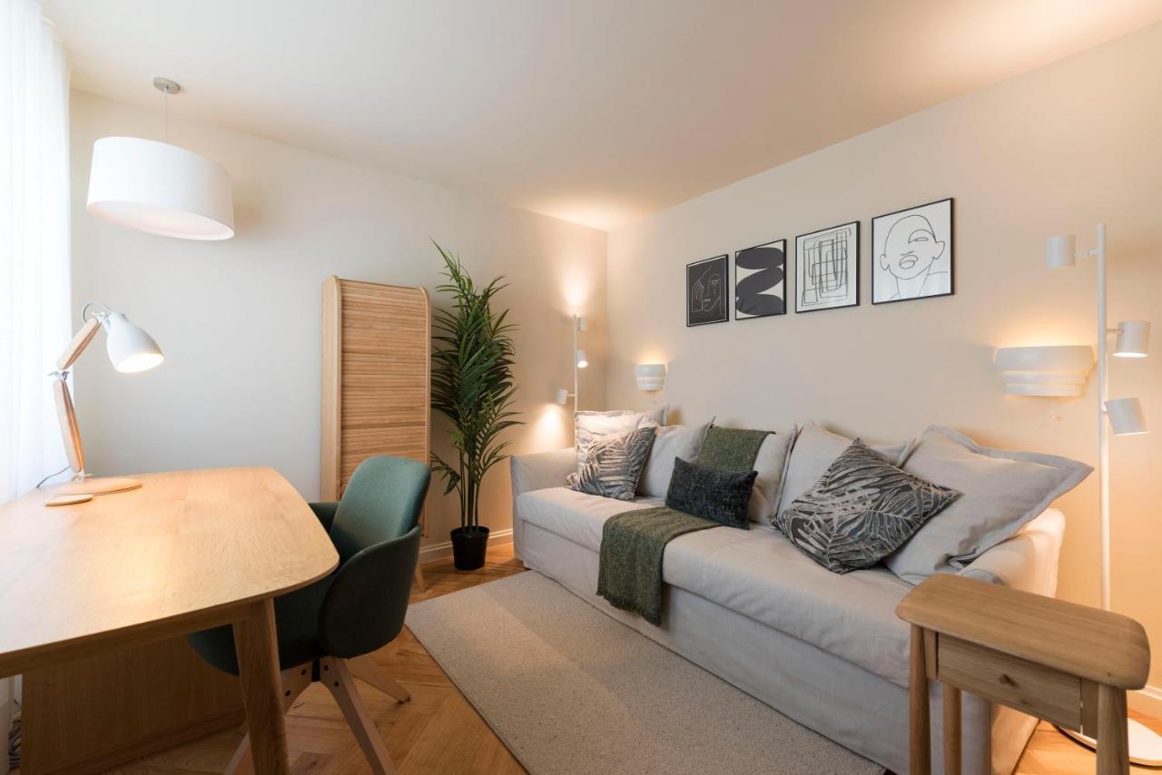 Emporium Deluxe 3Br Apartment W/ Private Parking By Lovelystay Porto Zewnętrze zdjęcie