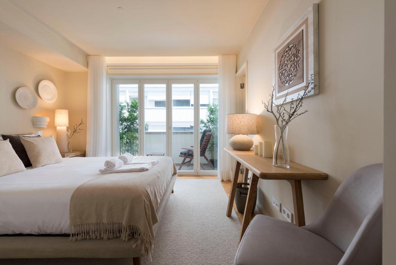 Emporium Deluxe 3Br Apartment W/ Private Parking By Lovelystay Porto Zewnętrze zdjęcie