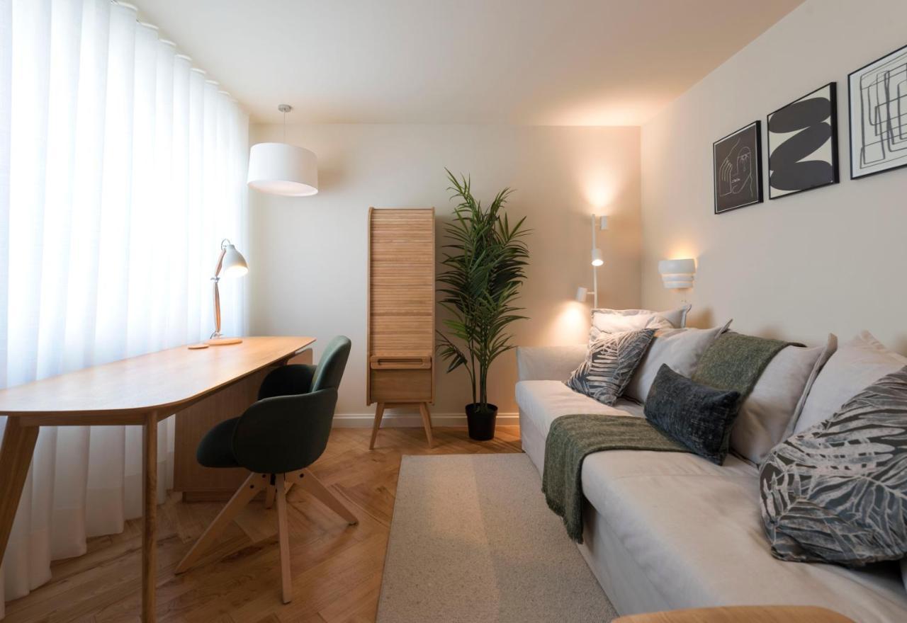 Emporium Deluxe 3Br Apartment W/ Private Parking By Lovelystay Porto Zewnętrze zdjęcie