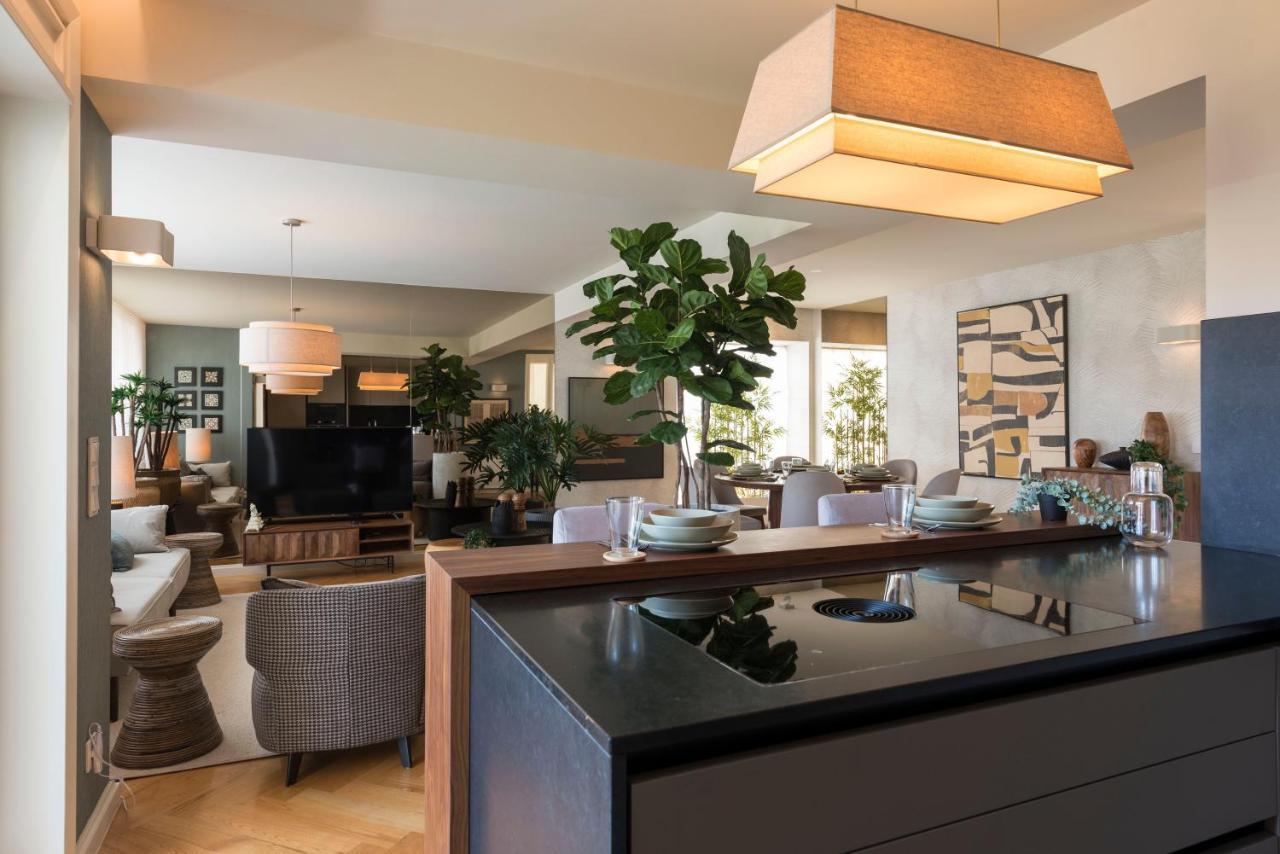 Emporium Deluxe 3Br Apartment W/ Private Parking By Lovelystay Porto Zewnętrze zdjęcie